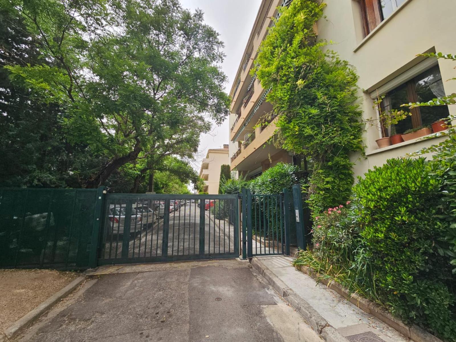 Provencal-Style Apartment Aix-en-Provence Dış mekan fotoğraf